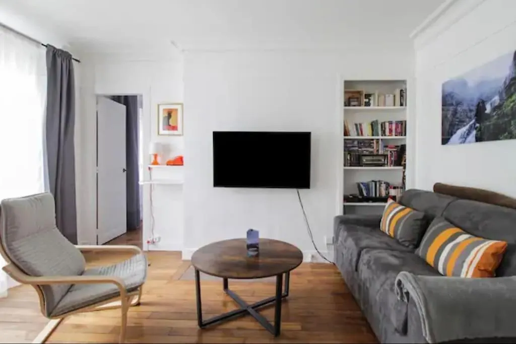 Charmant Appartement A Paris contacts